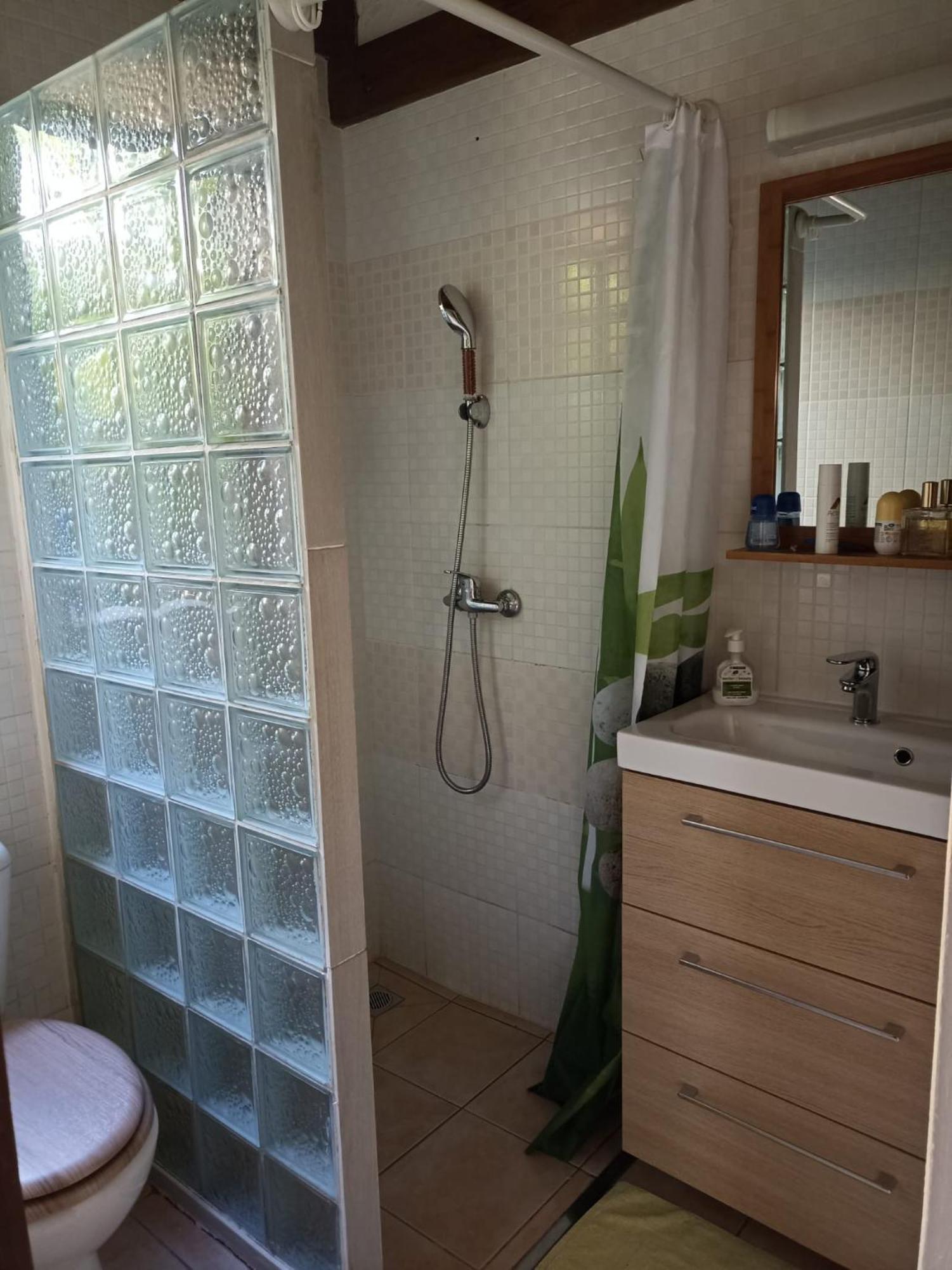 Kaz Creole Aventure Tropicale Insolite, Fibre, Jardin Et Jacuzzi Prives Сен-Франсуа Экстерьер фото